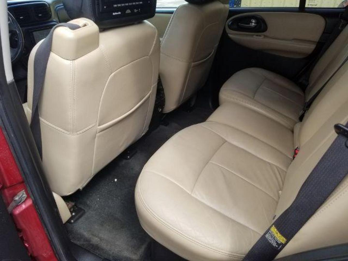 2005 Chevrolet TrailBlazer LT (1GNDT13S952) with an Vortec 4.2L I-6 DOHC engine, located at 1800 West Broadway, Missoula, 59808, (406) 543-1986, 46.881348, -114.023628 - Photo#9