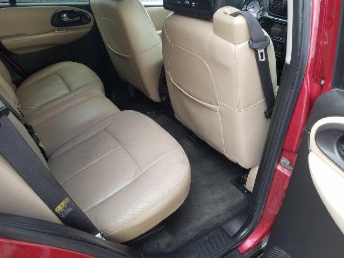 2005 Chevrolet TrailBlazer LT (1GNDT13S952) with an Vortec 4.2L I-6 DOHC engine, located at 1800 West Broadway, Missoula, 59808, (406) 543-1986, 46.881348, -114.023628 - Photo#10