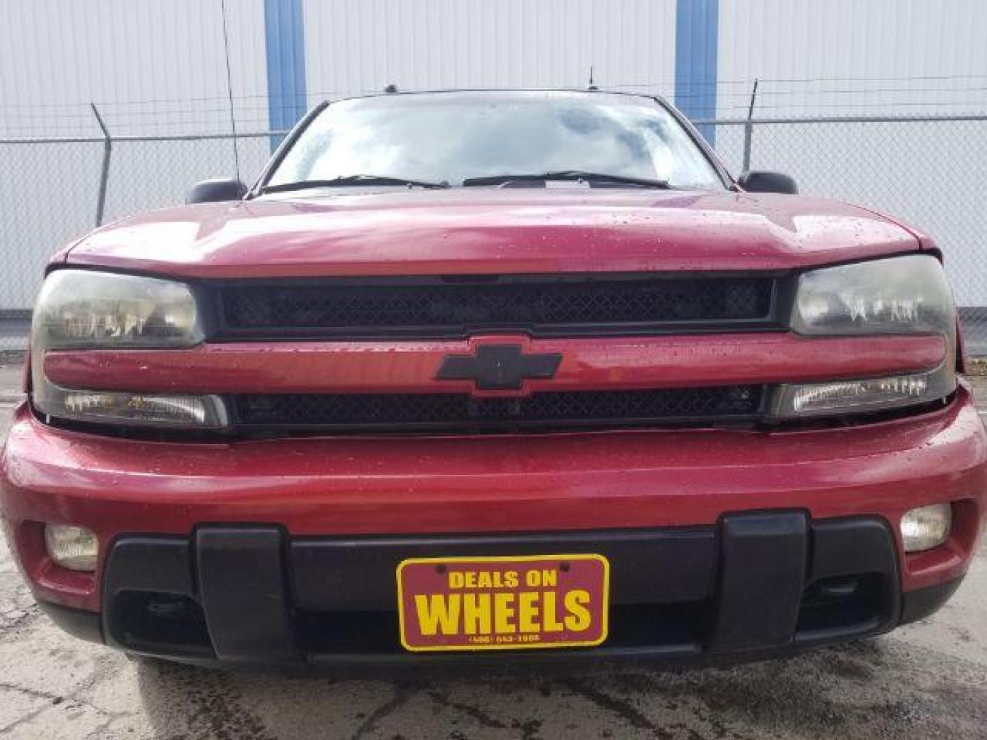 2005 Chevrolet TrailBlazer LT (1GNDT13S952) with an Vortec 4.2L I-6 DOHC engine, located at 1800 West Broadway, Missoula, 59808, (406) 543-1986, 46.881348, -114.023628 - Photo#1