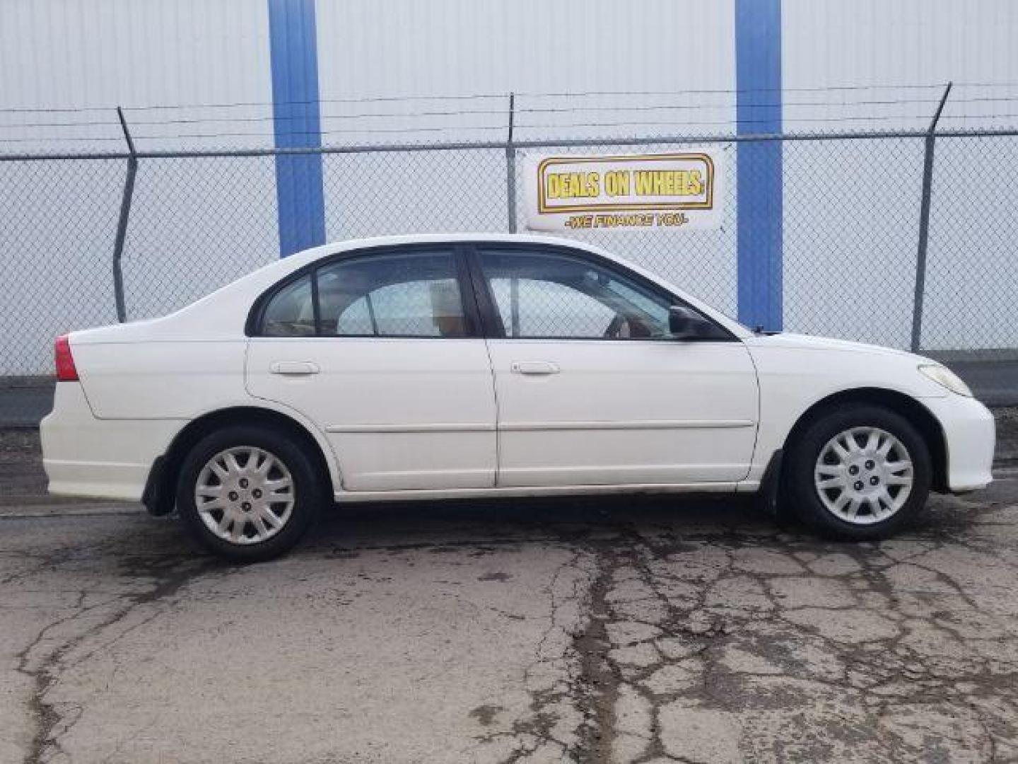 2005 Honda Civic LX (2HGES16505H) with an 1.7L I-4 regular unleaded engine, located at 4047 Montana Ave., Billings, MT, 59101, 45.770847, -108.529800 - Photo#3