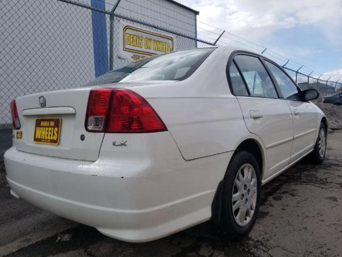 2005 Honda Civic LX (2HGES16505H) with an 1.7L I-4 regular unleaded engine, located at 4047 Montana Ave., Billings, MT, 59101, 45.770847, -108.529800 - Photo#4