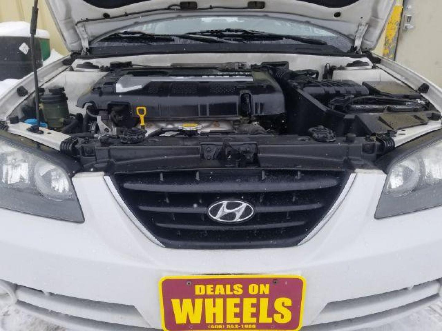 2005 Hyundai Elantra GLS 4-Door (KMHDN46DX5U) with an 2.0L L4 DOHC 16V engine, located at 1821 N Montana Ave., Helena, MT, 59601, (406) 422-1031, 0.000000, 0.000000 - Photo#14