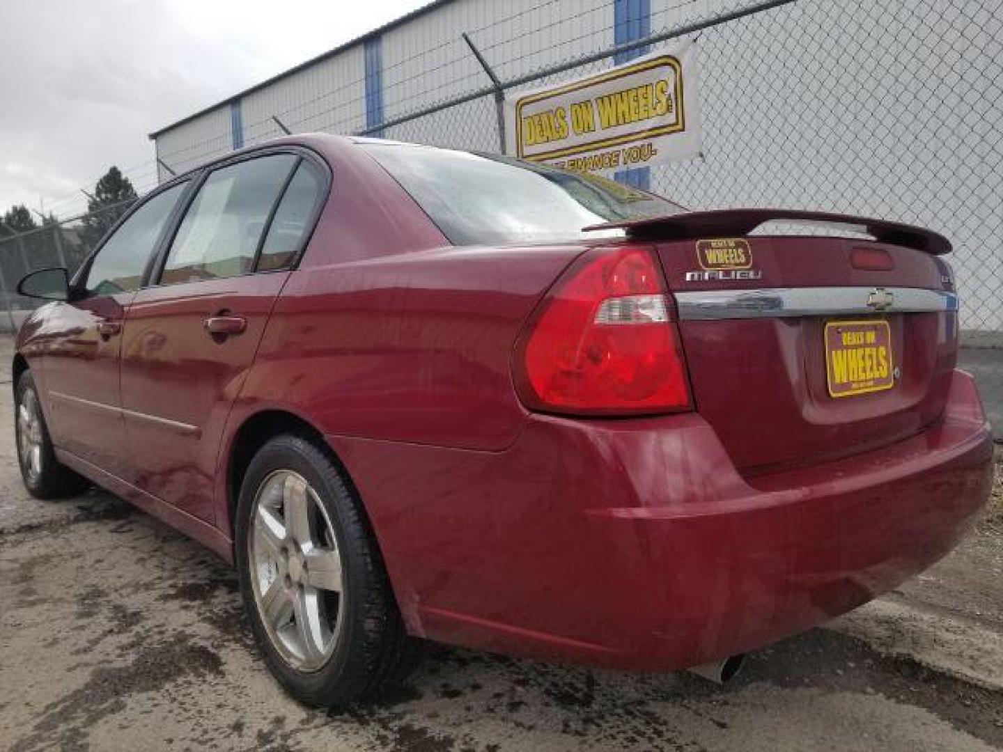 2006 Chevrolet Malibu LTZ (1G1ZU53886F) with an 3.5L V6 OHV 12V engine, 4-Speed Automatic transmission, located at 601 E. Idaho St., Kalispell, MT, 59901, 0.000000, 0.000000 - Photo#4