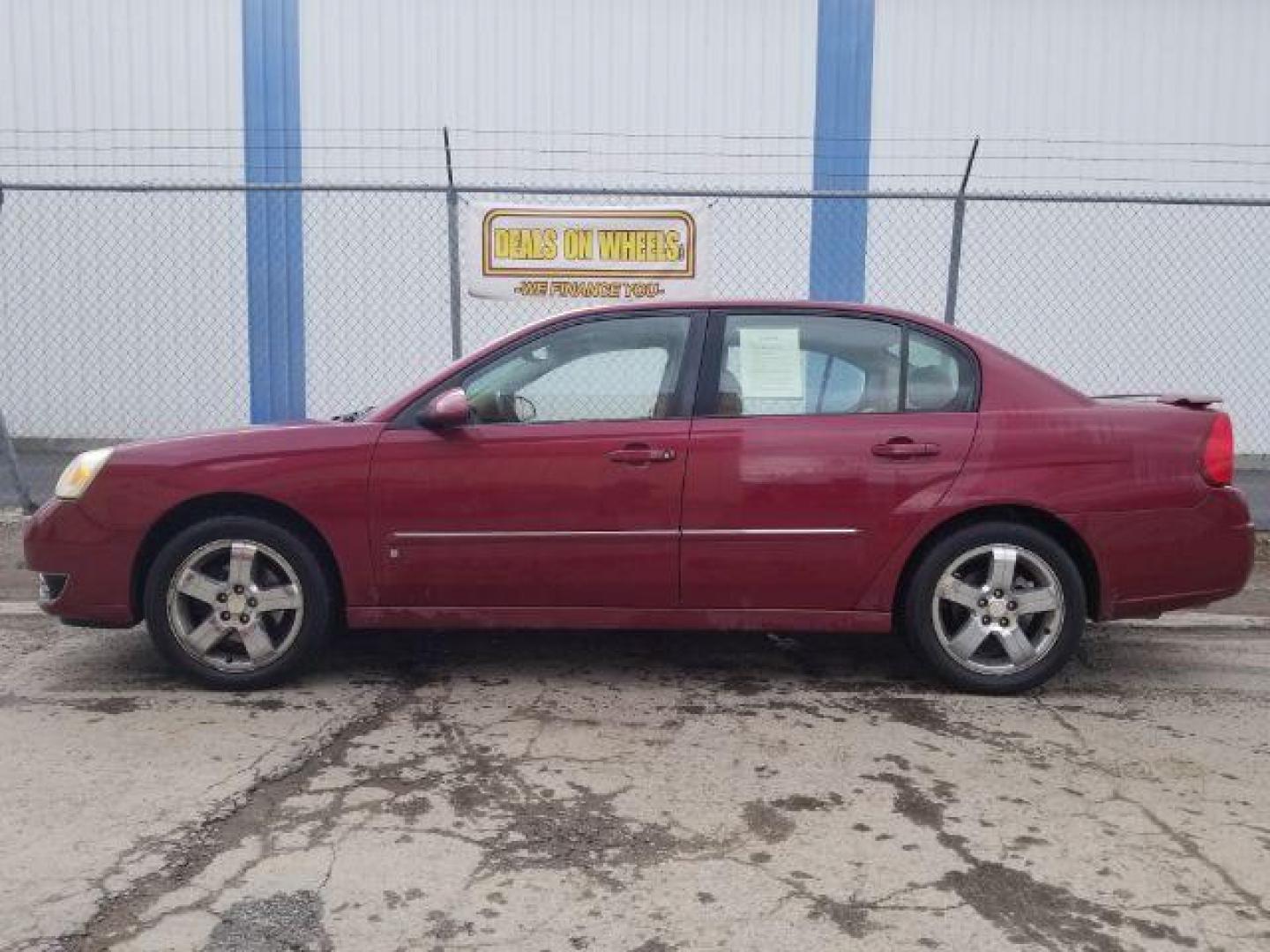 2006 Chevrolet Malibu LTZ (1G1ZU53886F) with an 3.5L V6 OHV 12V engine, 4-Speed Automatic transmission, located at 601 E. Idaho St., Kalispell, MT, 59901, 0.000000, 0.000000 - Photo#5
