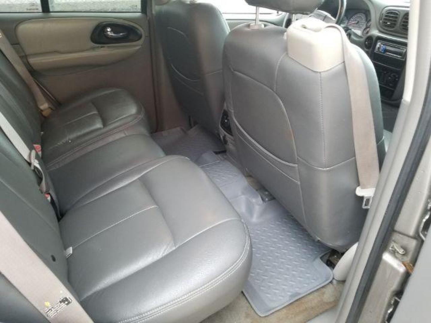 2006 Chevrolet TrailBlazer LS (1GNDT13S962) with an Vortec 4.2L I-6 DOHC engine, located at 1800 West Broadway, Missoula, 59808, (406) 543-1986, 46.881348, -114.023628 - Photo#9