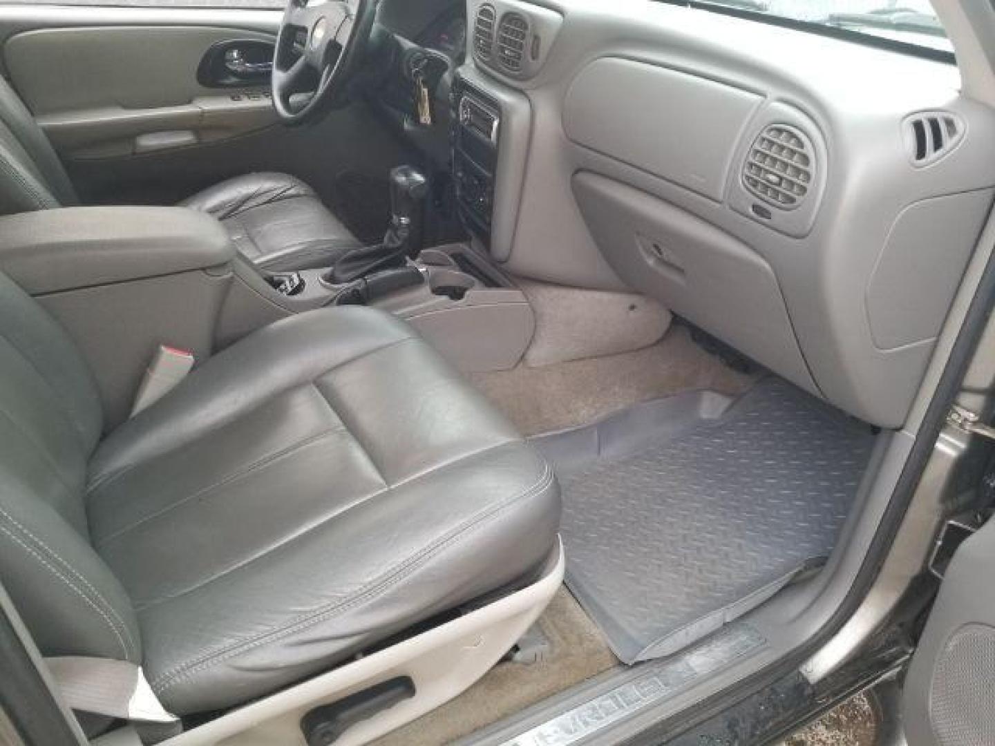 2006 Chevrolet TrailBlazer LS (1GNDT13S962) with an Vortec 4.2L I-6 DOHC engine, located at 1800 West Broadway, Missoula, 59808, (406) 543-1986, 46.881348, -114.023628 - Photo#10