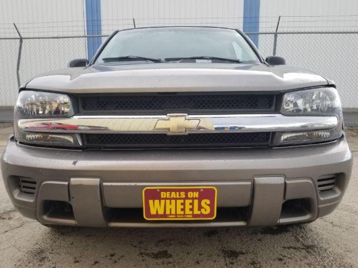 2006 Chevrolet TrailBlazer LS (1GNDT13S962) with an Vortec 4.2L I-6 DOHC engine, located at 1800 West Broadway, Missoula, 59808, (406) 543-1986, 46.881348, -114.023628 - Photo#1