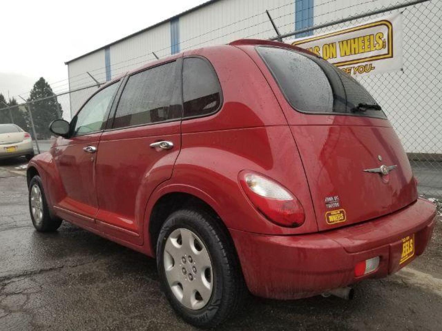 2006 Chrysler PT Cruiser Touring Edition (3A4FY58B56T) with an 2.4L L4 DOHC 16V engine, located at 1821 N Montana Ave., Helena, MT, 59601, (406) 422-1031, 0.000000, 0.000000 - Photo#5