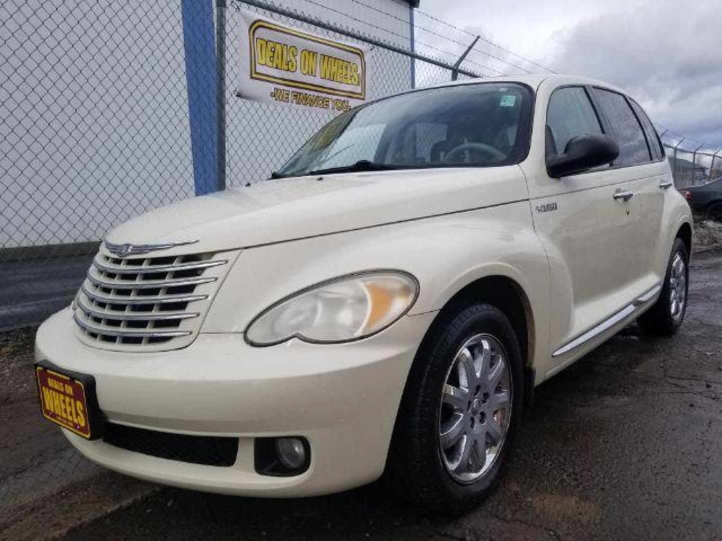 2006 Chrysler PT Cruiser Limited (3A8FY68886T) with an 2.4L I-4 DOHC engine, located at 601 E. Idaho St., Kalispell, MT, 59901, 0.000000, 0.000000 - Photo#0