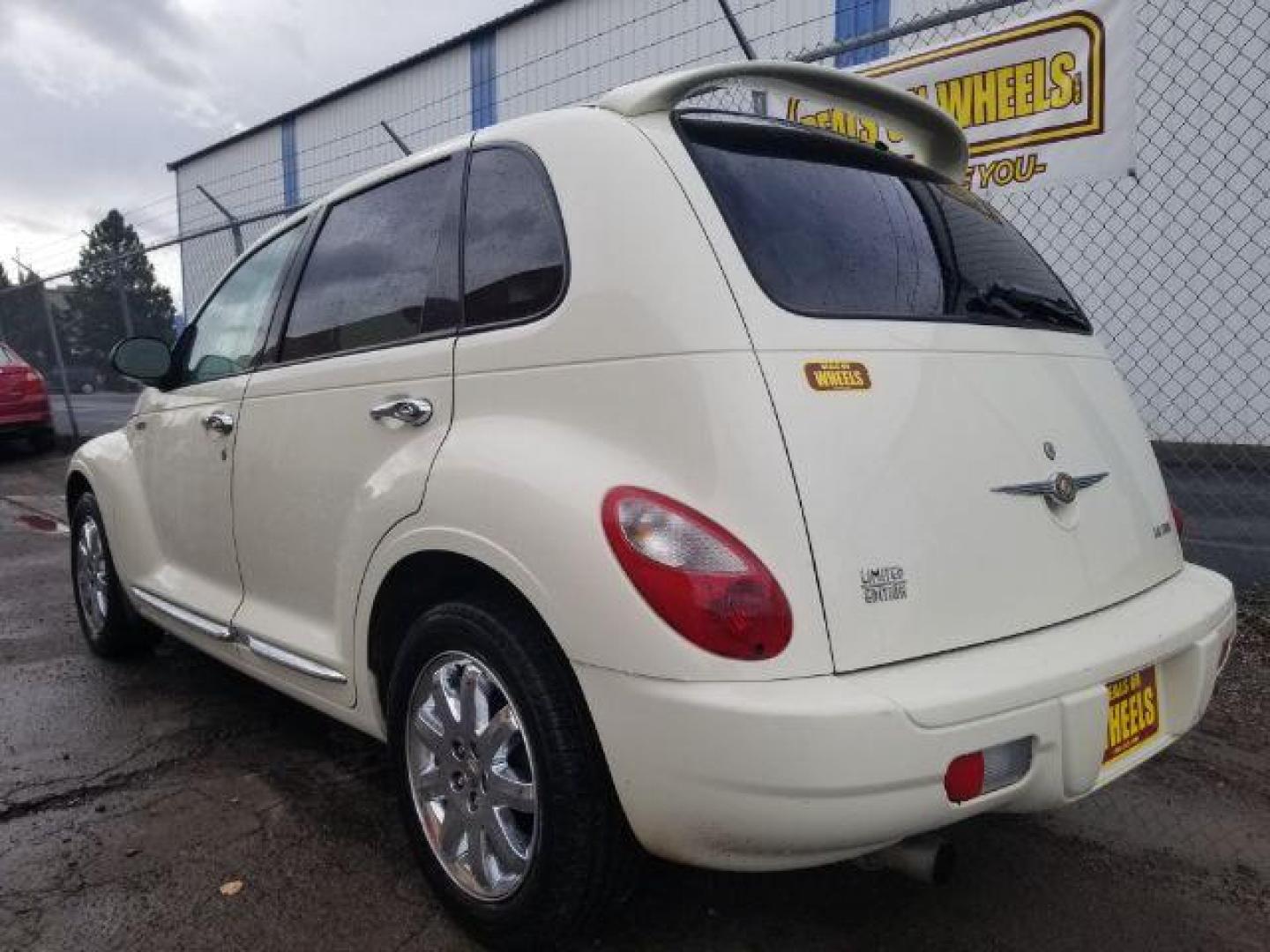 2006 Chrysler PT Cruiser Limited (3A8FY68886T) with an 2.4L I-4 DOHC engine, located at 601 E. Idaho St., Kalispell, MT, 59901, 0.000000, 0.000000 - Photo#5