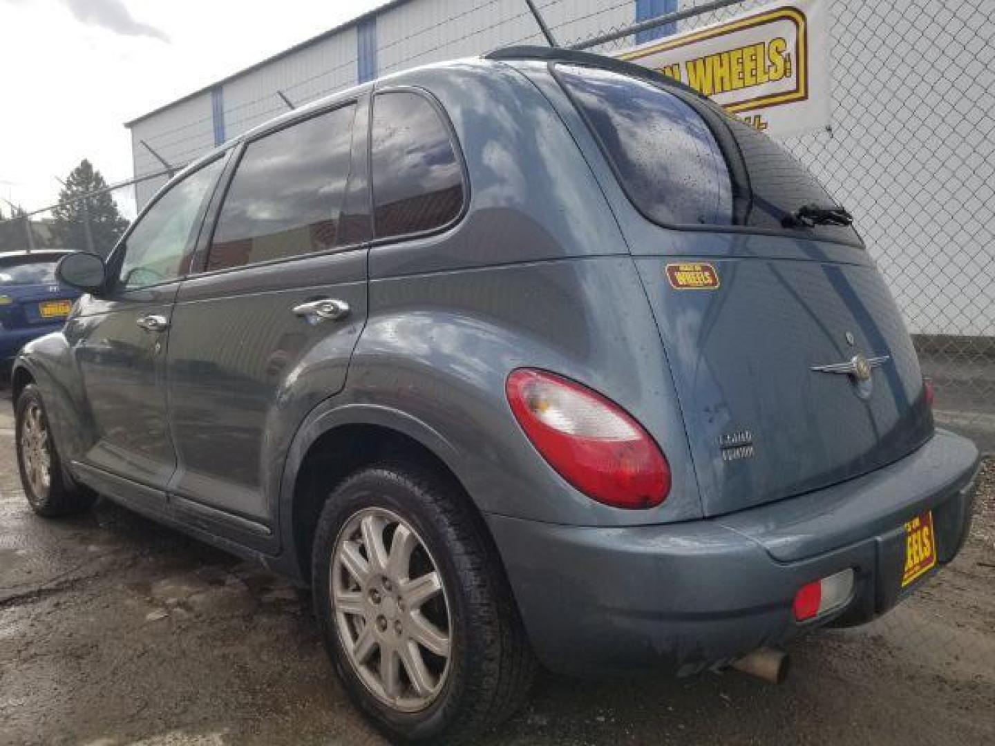 2006 Chrysler PT Cruiser Limited Edition (3A8FY68B06T) with an 2.4L L4 DOHC 16V engine, located at 1800 West Broadway, Missoula, 59808, (406) 543-1986, 46.881348, -114.023628 - Photo#5