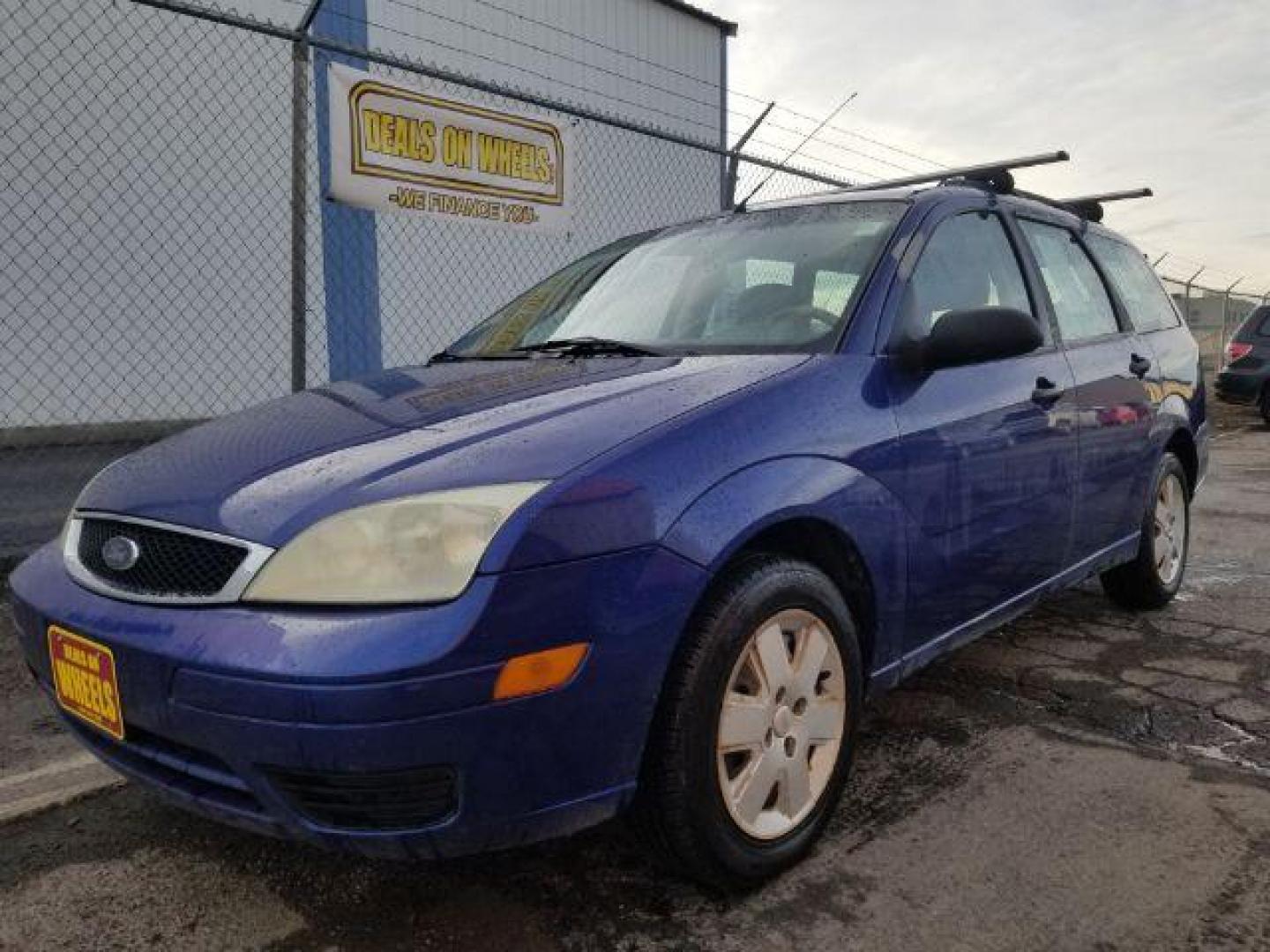 2006 Ford Focus Wagon ZXW SE (1FAFP36N16W) with an 2.0L L4 DOHC 16V engine, located at 1821 N Montana Ave., Helena, MT, 59601, (406) 422-1031, 0.000000, 0.000000 - Photo#0