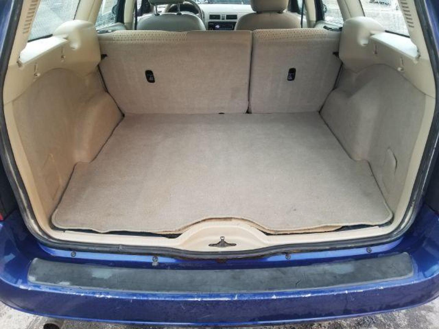 2006 Ford Focus Wagon ZXW SE (1FAFP36N16W) with an 2.0L L4 DOHC 16V engine, located at 1821 N Montana Ave., Helena, MT, 59601, (406) 422-1031, 0.000000, 0.000000 - Photo#12