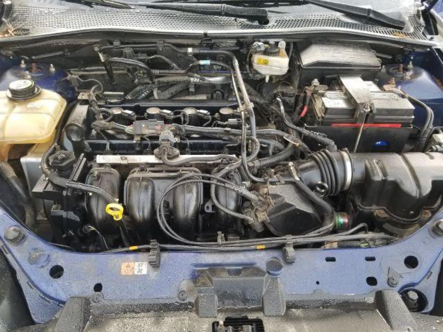 2006 Ford Focus Wagon ZXW SE (1FAFP36N16W) with an 2.0L L4 DOHC 16V engine, located at 1821 N Montana Ave., Helena, MT, 59601, (406) 422-1031, 0.000000, 0.000000 - Photo#13