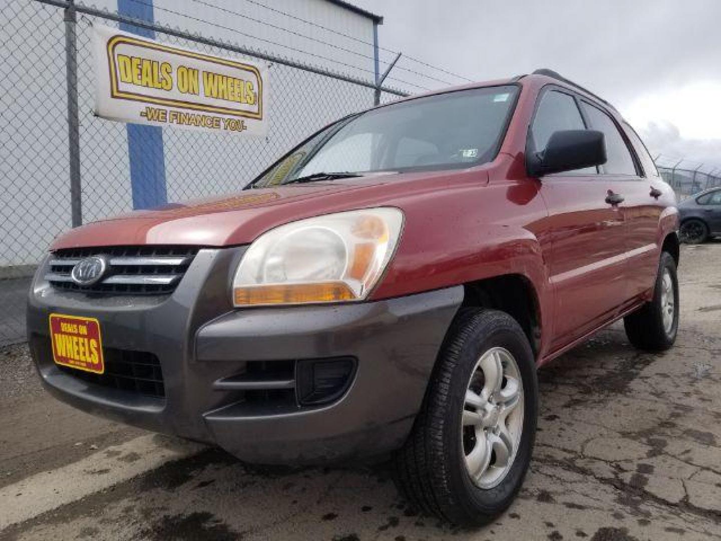 2006 Kia Sportage LX 2WD (KNDJF724267) with an 2.0L L4 DOHC 16V engine, located at 601 E. Idaho St., Kalispell, MT, 59901, 0.000000, 0.000000 - Photo#0