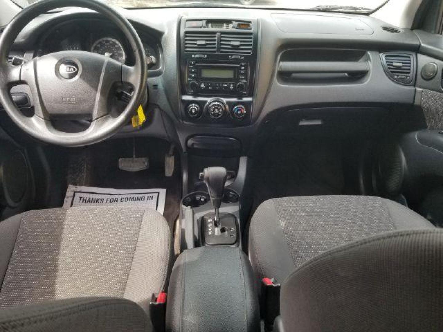 2006 Kia Sportage LX 2WD (KNDJF724267) with an 2.0L L4 DOHC 16V engine, located at 601 E. Idaho St., Kalispell, MT, 59901, 0.000000, 0.000000 - Photo#11