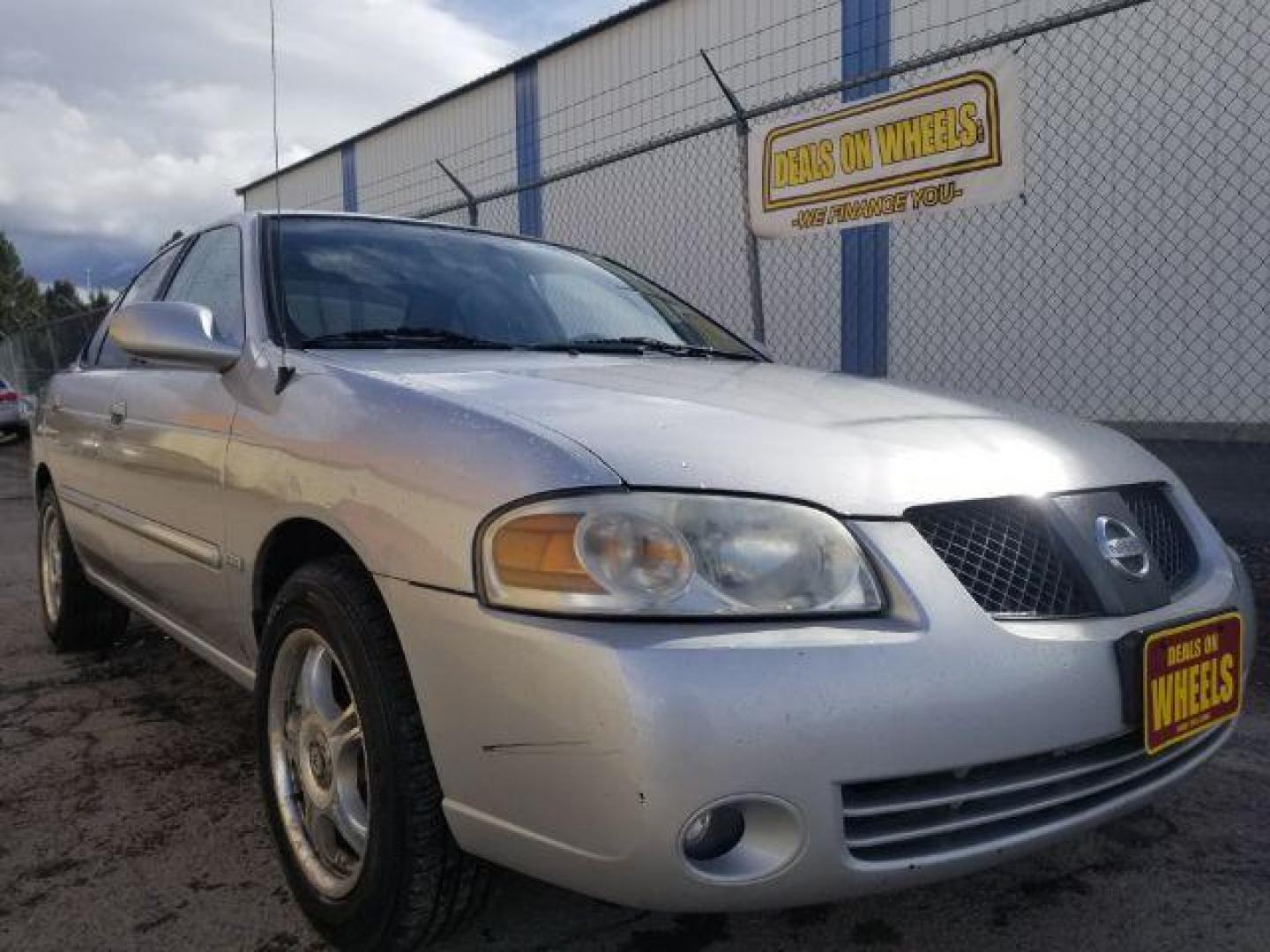 2006 Nissan Sentra 1.8 (3N1CB51D96L) with an 1.8L L4 DOHC 16V engine, located at 1821 N Montana Ave., Helena, MT, 59601, (406) 422-1031, 0.000000, 0.000000 - Photo#2