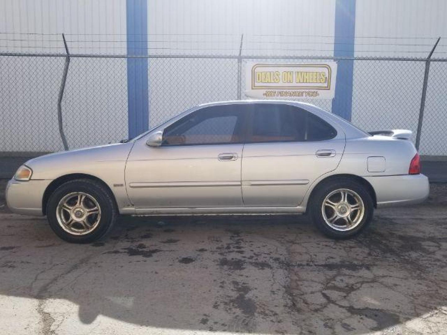 2006 Nissan Sentra 1.8 (3N1CB51D96L) with an 1.8L L4 DOHC 16V engine, located at 1821 N Montana Ave., Helena, MT, 59601, (406) 422-1031, 0.000000, 0.000000 - Photo#6
