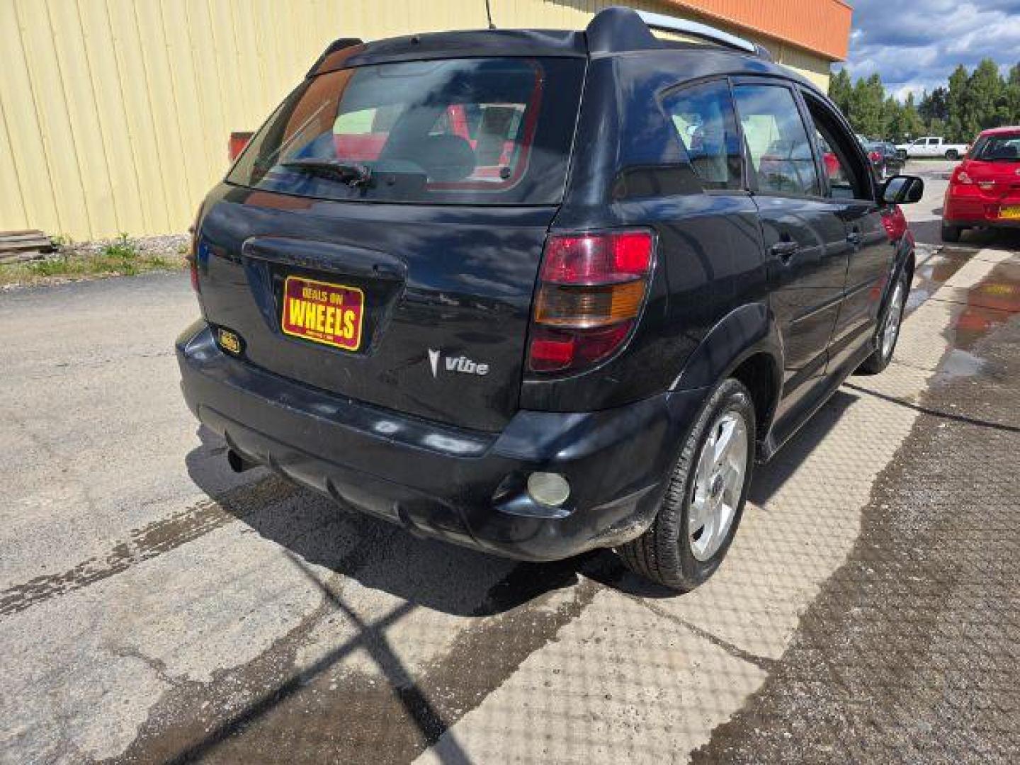 2006 Pontiac Vibe 1 (5Y2SL65846Z) , located at 4801 10th Ave S,, Great Falls, MT, 59405, 0.000000, 0.000000 - Photo#3