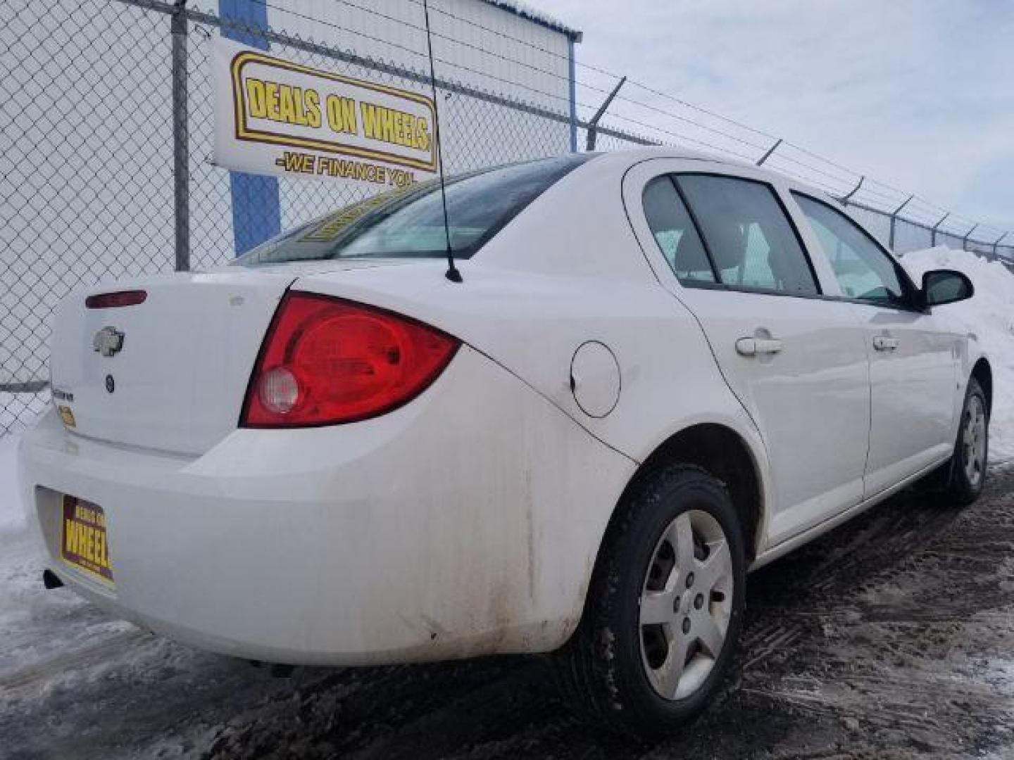 2007 Chevrolet Cobalt LS Sedan (1G1AK55F177) with an 2.2L L4 DOHC 16V engine, located at 1821 N Montana Ave., Helena, MT, 59601, (406) 422-1031, 0.000000, 0.000000 - Photo#4