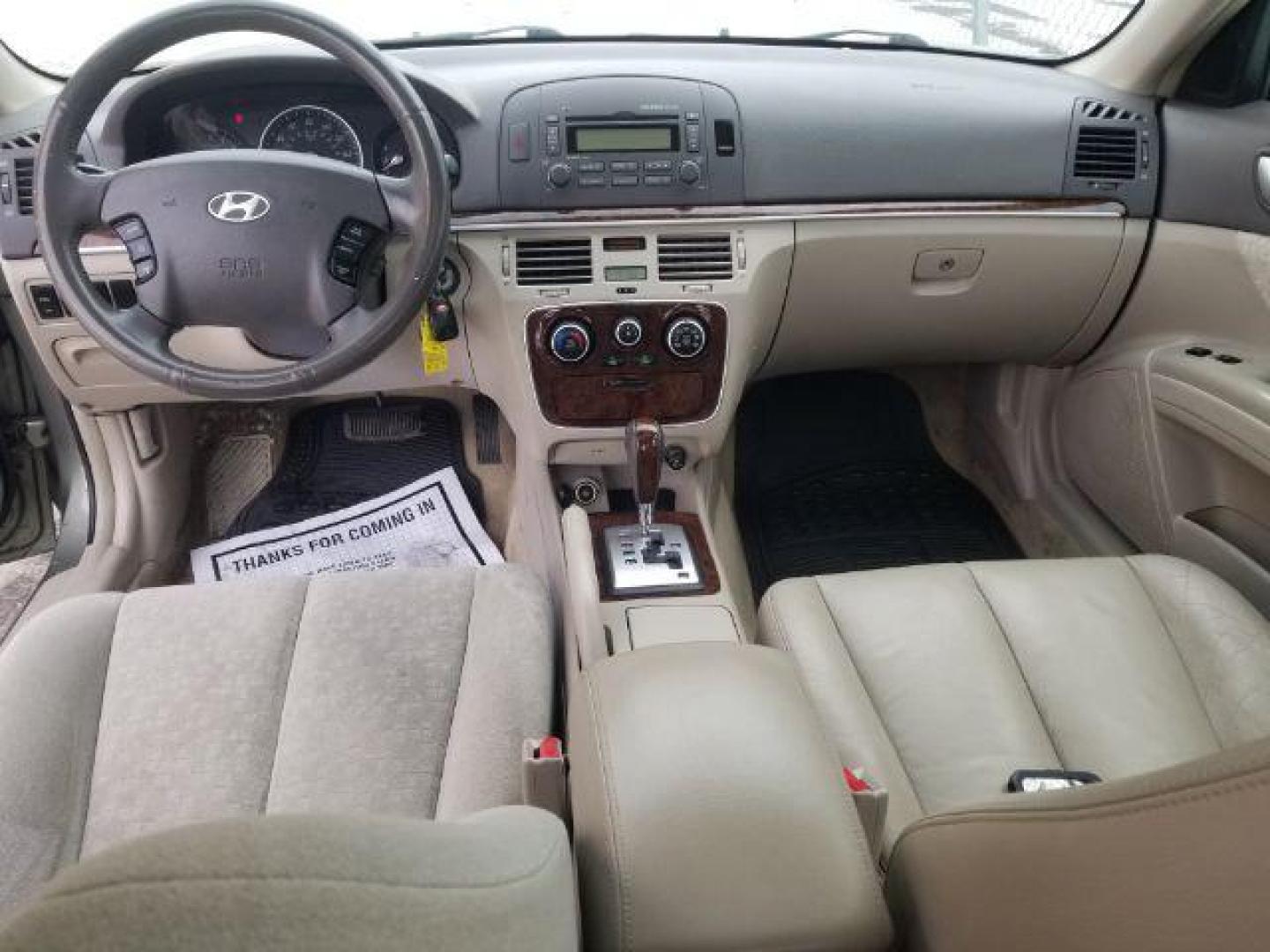 2007 Hyundai Sonata SE XM (5NPEU46F07H) with an 3.3L V6 DOHC 24V engine, 5-Speed Automatic transmission, located at 1821 N Montana Ave., Helena, MT, 59601, (406) 422-1031, 0.000000, 0.000000 - Photo#11