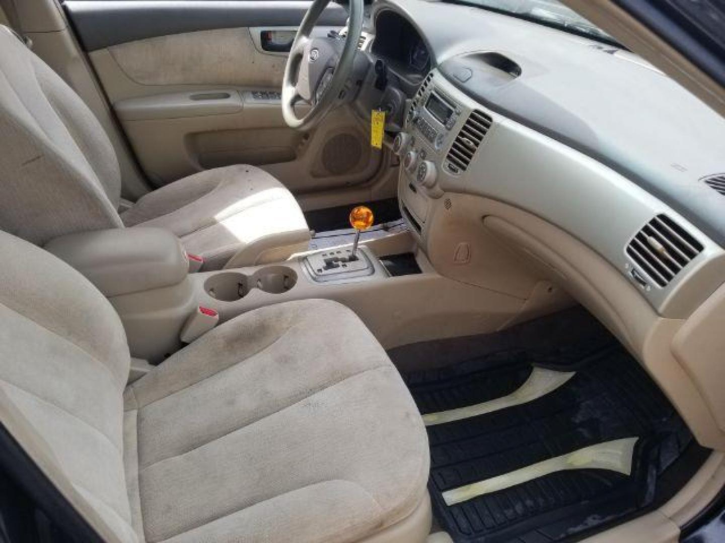 2007 Kia Optima LX (KNAGE123X75) with an 2.4L L4 DOHC 16V engine, 4-Speed Automatic transmission, located at 601 E. Idaho St., Kalispell, MT, 59901, 0.000000, 0.000000 - Photo#10