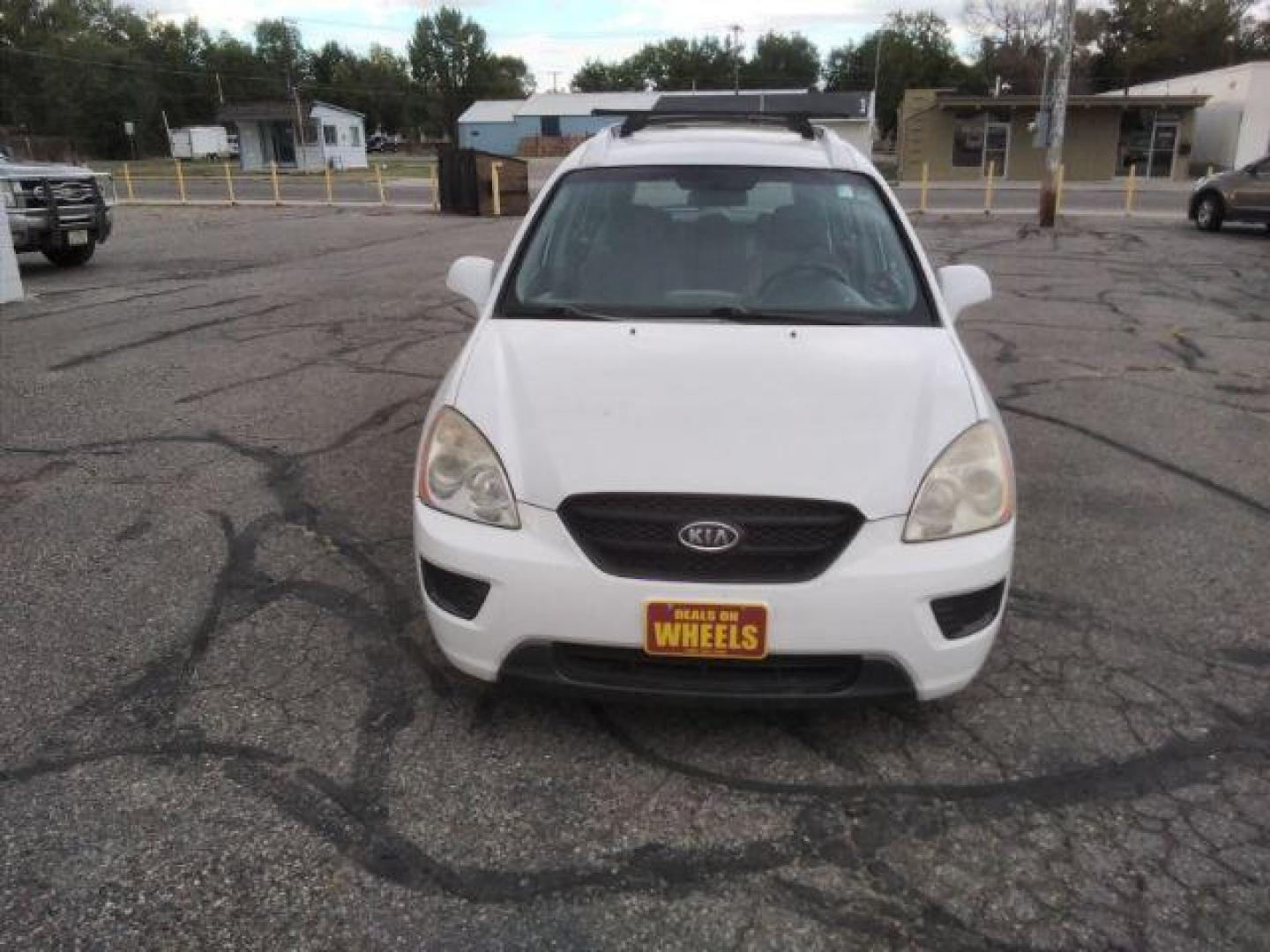2007 Kia Rondo LX (KNAFG525177) with an 2.4L L4 DOHC 16V engine, 4-Speed Automatic transmission, located at 1800 West Broadway, Missoula, 59808, (406) 543-1986, 46.881348, -114.023628 - Photo#1