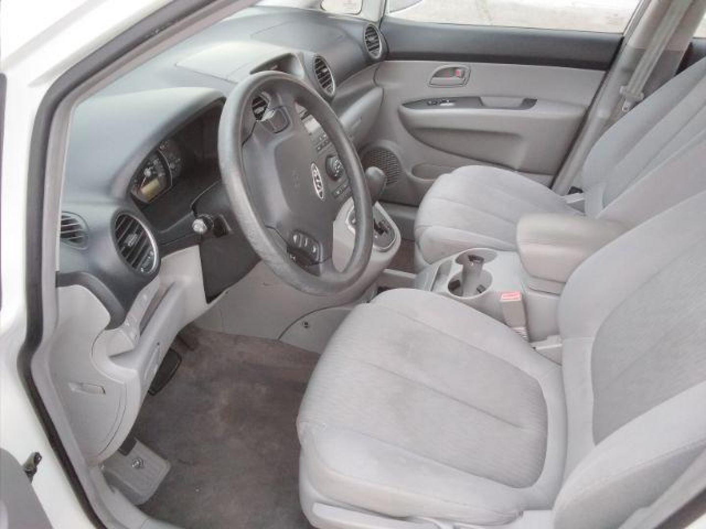 2007 Kia Rondo LX (KNAFG525177) with an 2.4L L4 DOHC 16V engine, 4-Speed Automatic transmission, located at 1800 West Broadway, Missoula, 59808, (406) 543-1986, 46.881348, -114.023628 - Photo#8