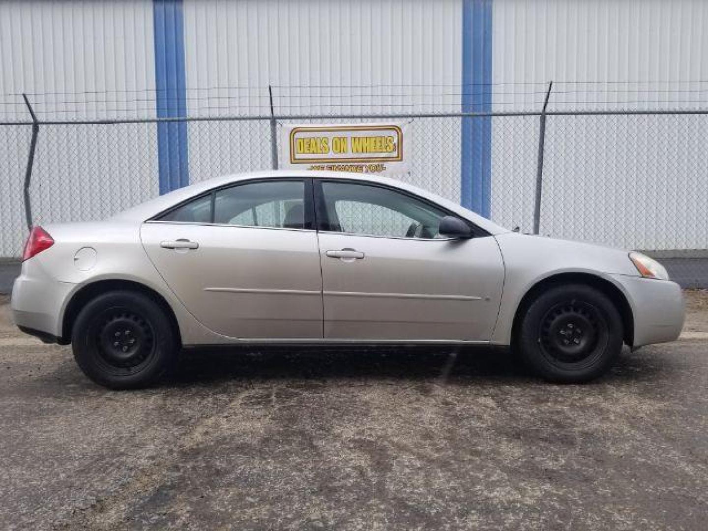 2007 Pontiac G6 Value Leader (1G2ZF58B074) with an Ecotec 2.4L I-4 DOHC engine, located at 4047 Montana Ave., Billings, MT, 59101, 45.770847, -108.529800 - Photo#3