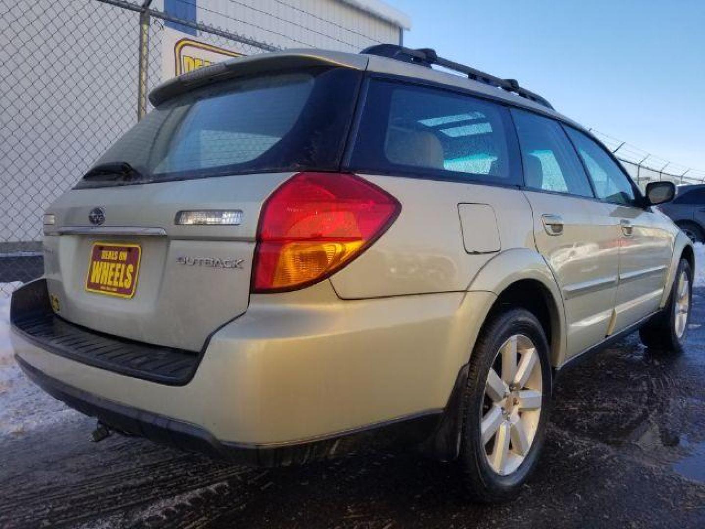 2007 /Taupe Leather Interior Subaru Outback 2.5i Limited Wagon (4S4BP62C877) with an 2.5L H4 SOHC 16V engine, 4-Speed Automatic transmission, located at 601 E. Idaho St., Kalispell, MT, 59901, 0.000000, 0.000000 - Photo#4
