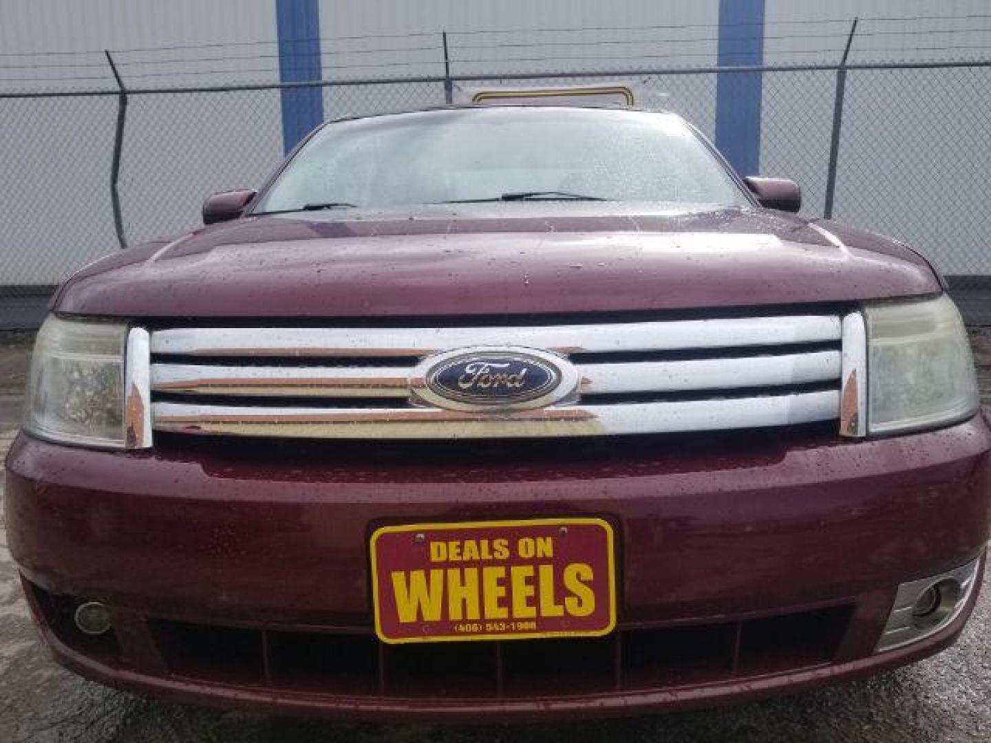 2008 Ford Taurus SEL (1FAHP24W28G) with an Duratec 3.5L V-6 DOHC engine, located at 601 E. Idaho St., Kalispell, MT, 59901, 0.000000, 0.000000 - Photo#1