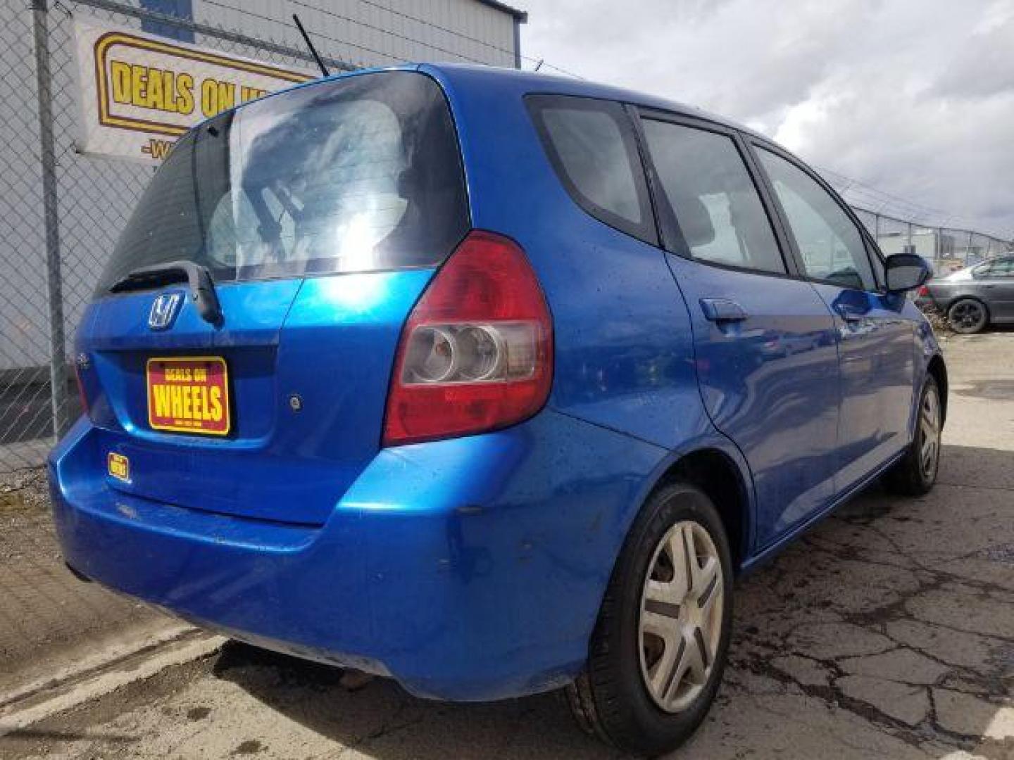 2008 Honda Fit S (JHMGD37438S) , located at 4047 Montana Ave., Billings, MT, 59101, 45.770847, -108.529800 - Photo#4