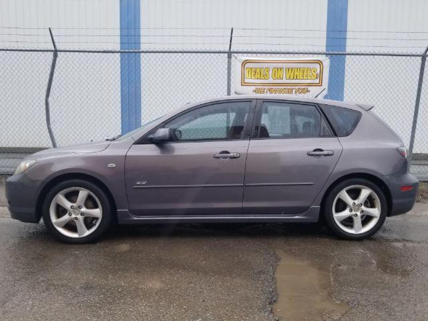 2008 Mazda Mazda3 Hatchback s Sport (JM1BK343881) with an 2.3L I-4 DOHC engine, located at 1800 West Broadway, Missoula, 59808, (406) 543-1986, 46.881348, -114.023628 - Photo#6