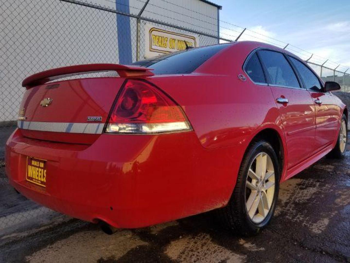 2009 Chevrolet Impala LTZ (2G1WU57M191) with an 3.9L V6 engine, 4-Speed Automatic transmission, located at 1821 N Montana Ave., Helena, MT, 59601, (406) 422-1031, 0.000000, 0.000000 - Photo#13