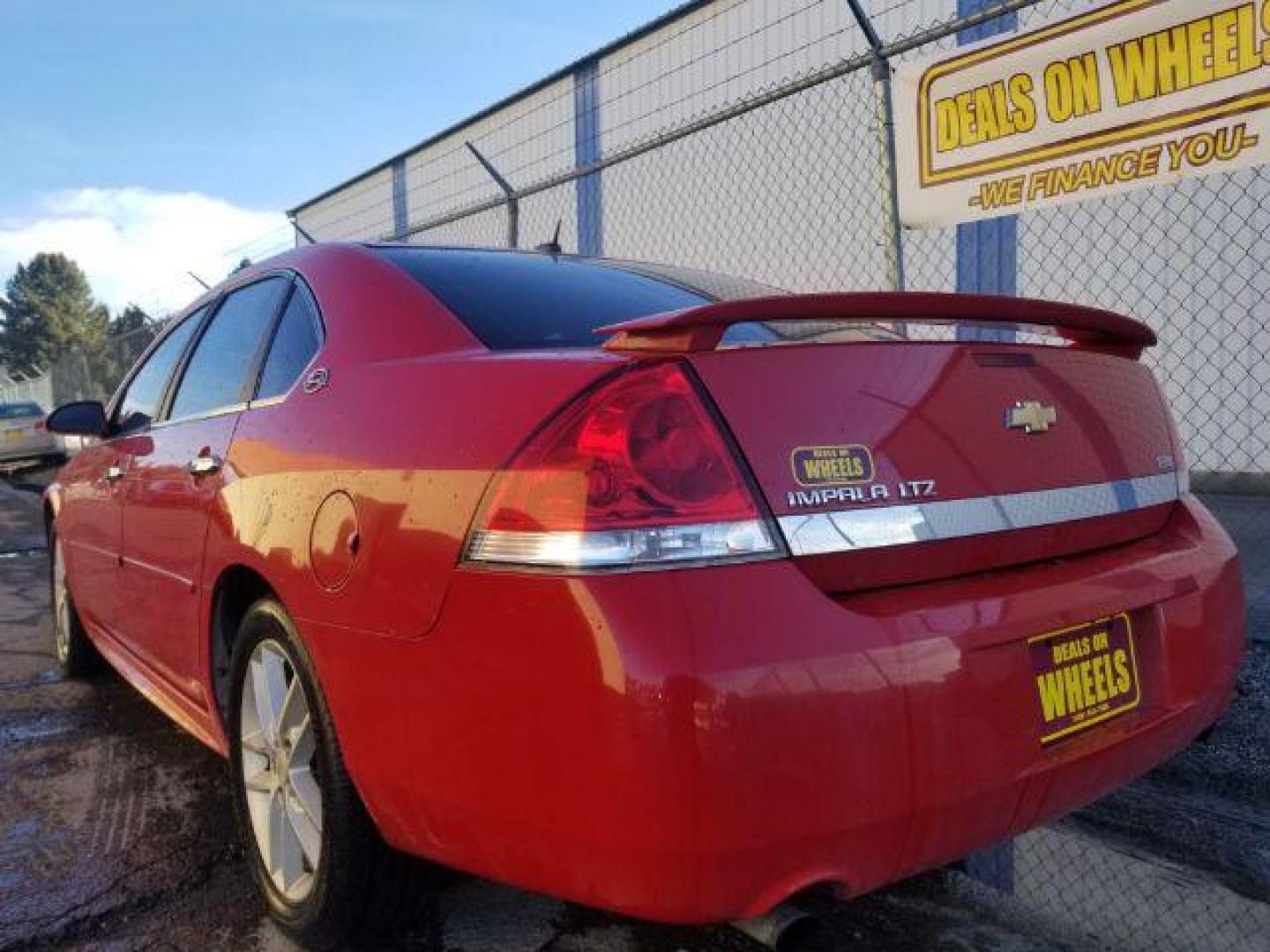 2009 Chevrolet Impala LTZ (2G1WU57M191) with an 3.9L V6 engine, 4-Speed Automatic transmission, located at 1821 N Montana Ave., Helena, MT, 59601, (406) 422-1031, 0.000000, 0.000000 - Photo#14