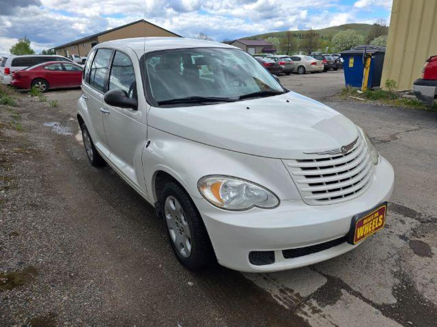 2009 Chrysler PT Cruiser Base (3A8FY48969T) with an 2.4L L4 DOHC 16V engine, located at 1800 West Broadway, Missoula, 59808, (406) 543-1986, 46.881348, -114.023628 - Photo#4