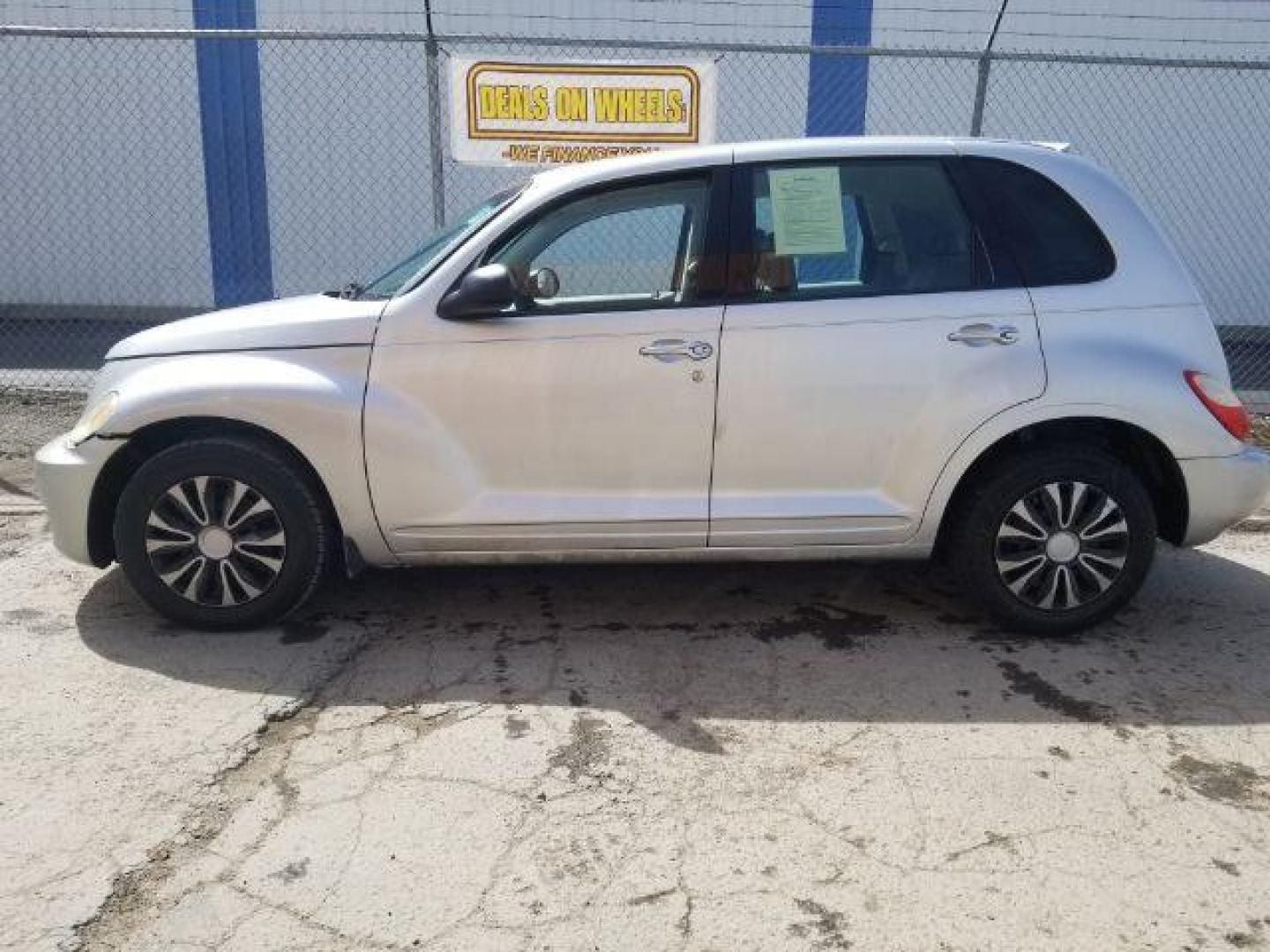 2009 Chrysler PT Cruiser Base (3A8FY48989T) with an 2.4L L4 DOHC 16V engine, located at 4047 Montana Ave., Billings, MT, 59101, 45.770847, -108.529800 - Photo#6
