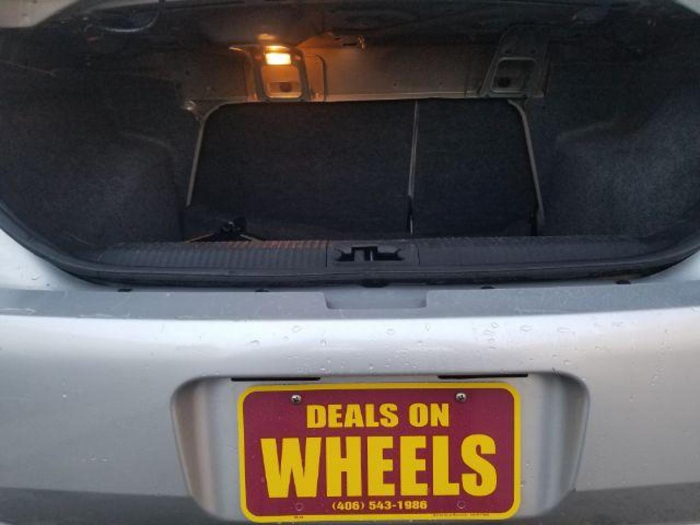 2009 Ford Focus SES Sedan (1FAHP36N99W) with an 2.0L L4 DOHC 16V engine, located at 1800 West Broadway, Missoula, 59808, (406) 543-1986, 46.881348, -114.023628 - Photo#12