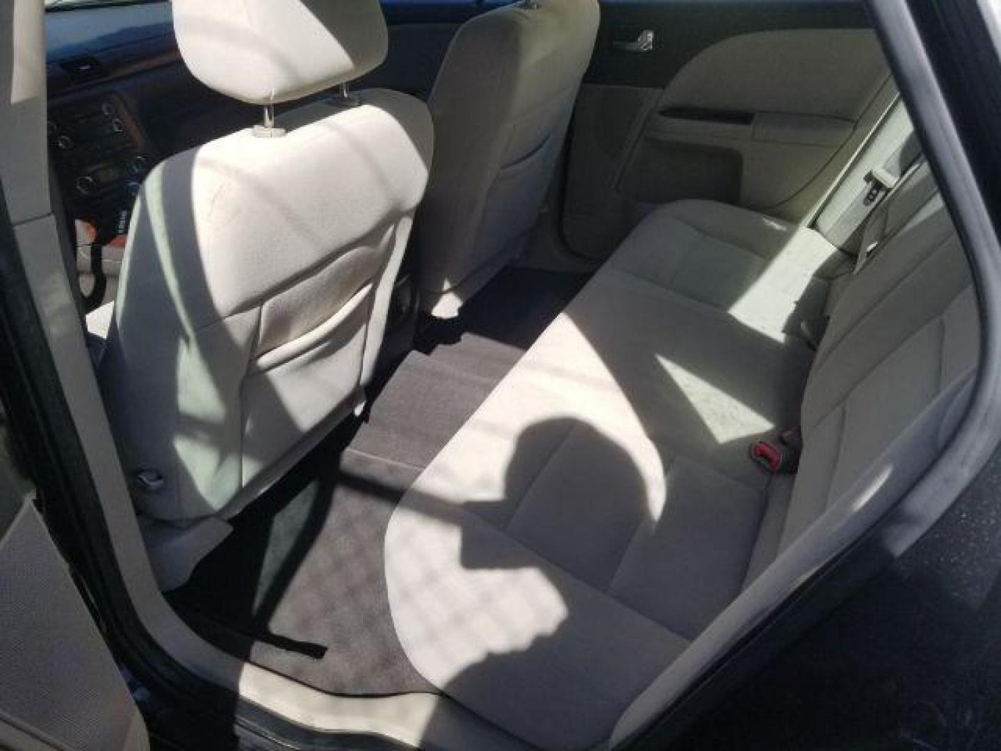2009 Ford Taurus SEL (1FAHP27W59G) with an Duratec 3.5L V-6 DOHC engine, located at 4047 Montana Ave., Billings, MT, 59101, 45.770847, -108.529800 - Photo#8