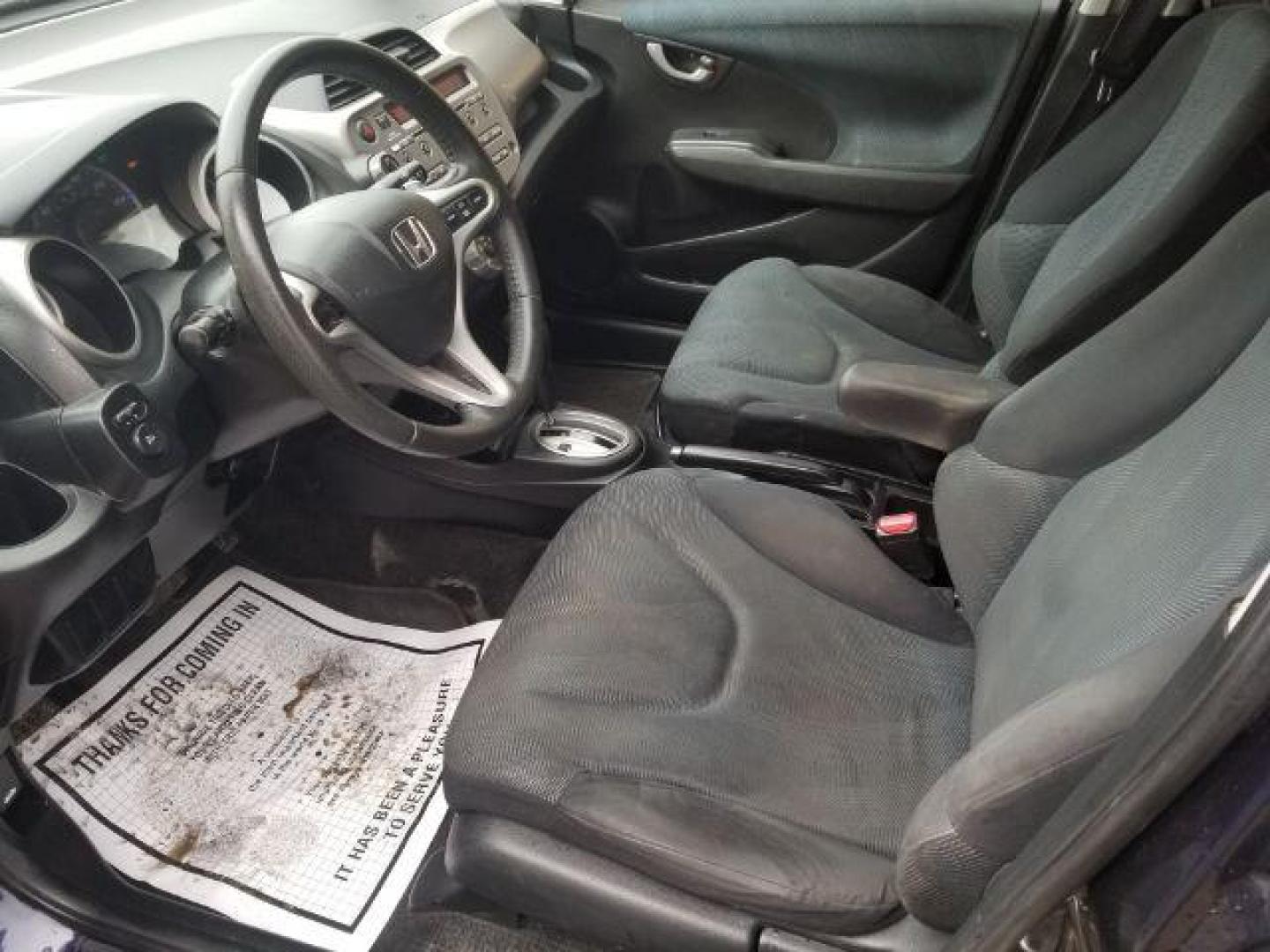2009 Honda Fit Sport (JHMGE88439S) with an 1.5L I-4 i-VTEC variable valve control engine, located at 601 E. Idaho St., Kalispell, MT, 59901, 0.000000, 0.000000 - Photo#7