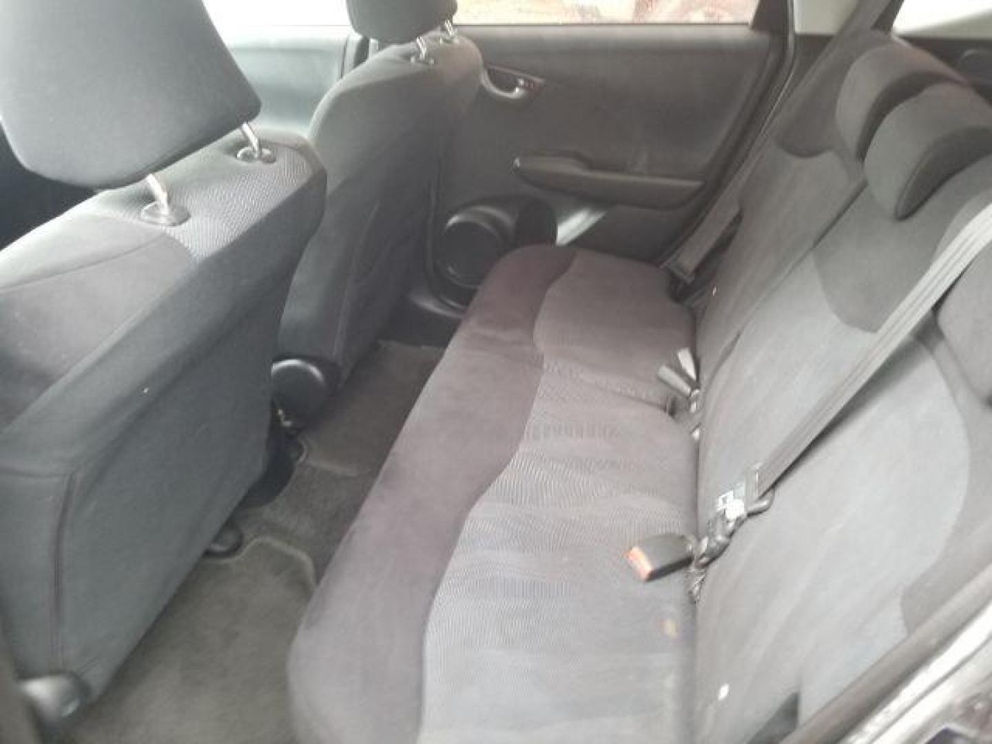 2009 Honda Fit Sport (JHMGE88439S) with an 1.5L I-4 i-VTEC variable valve control engine, located at 601 E. Idaho St., Kalispell, MT, 59901, 0.000000, 0.000000 - Photo#8