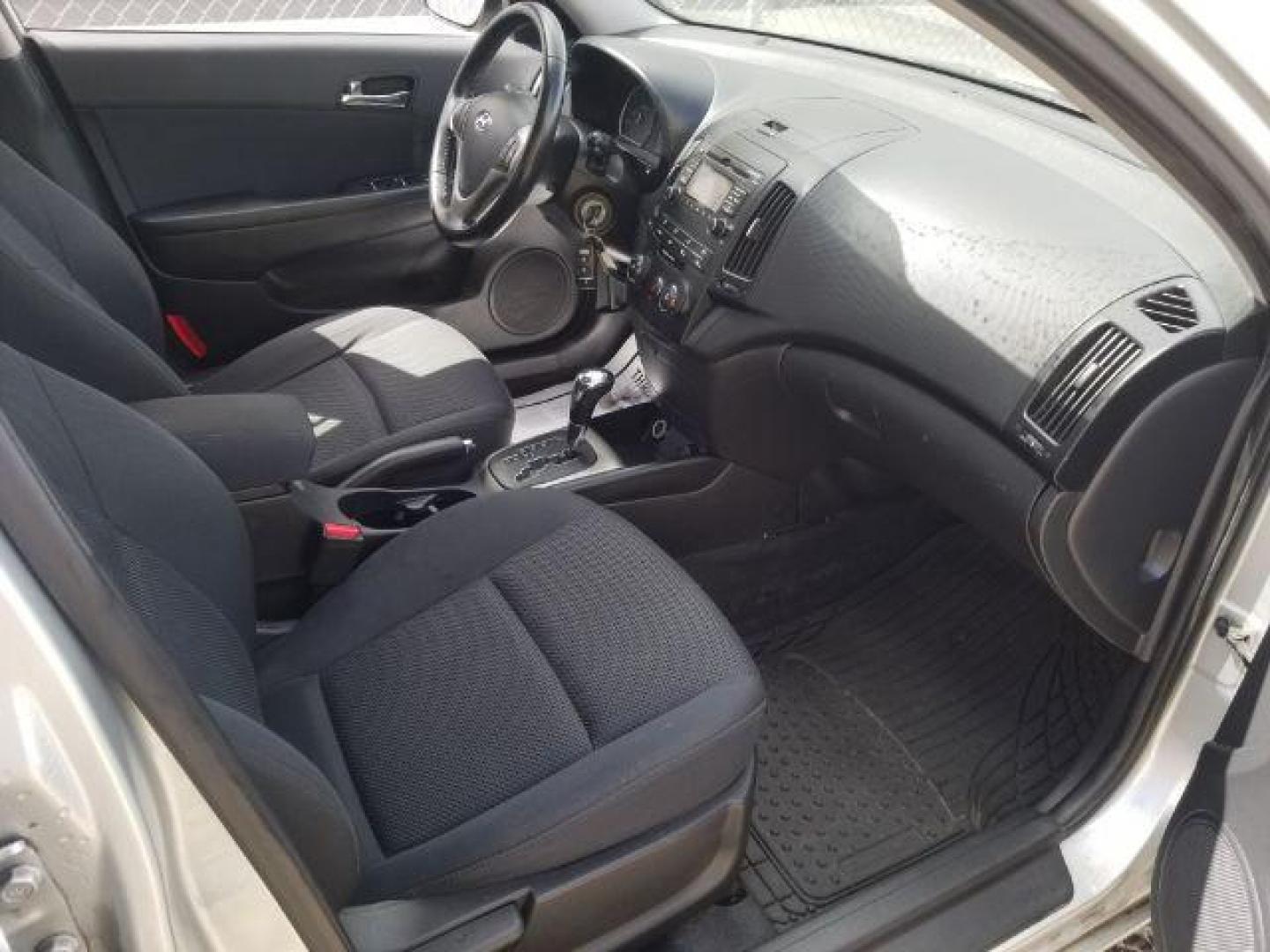 2009 Hyundai Elantra Touring GLS (KMHDC86E59U) , located at 4047 Montana Ave., Billings, MT, 59101, 45.770847, -108.529800 - Photo#10