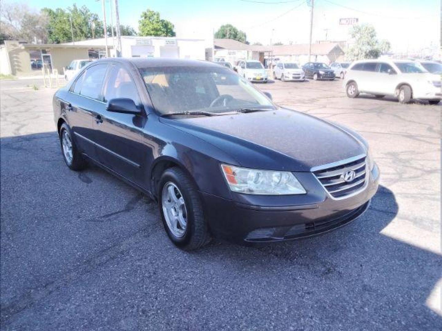 2009 Hyundai Sonata GLS (5NPET46C59H) with an 2.4L L4 DOHC 16V engine, located at 1800 West Broadway, Missoula, 59808, (406) 543-1986, 46.881348, -114.023628 - Photo#6