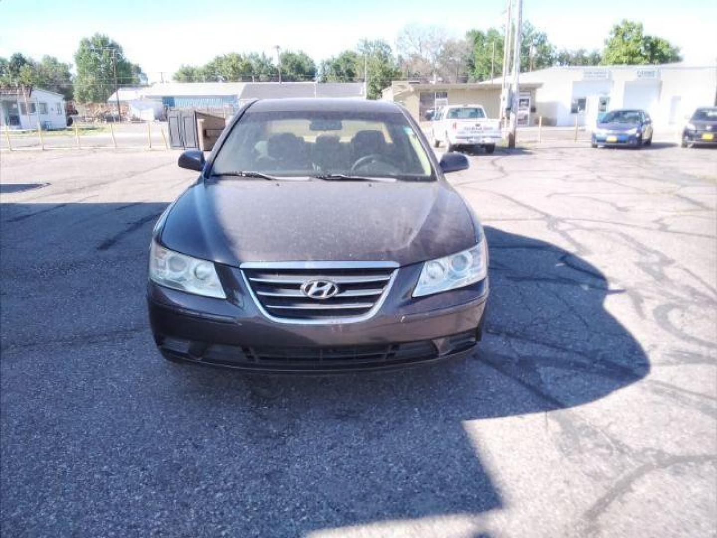2009 Hyundai Sonata GLS (5NPET46C59H) with an 2.4L L4 DOHC 16V engine, located at 1800 West Broadway, Missoula, 59808, (406) 543-1986, 46.881348, -114.023628 - Photo#7