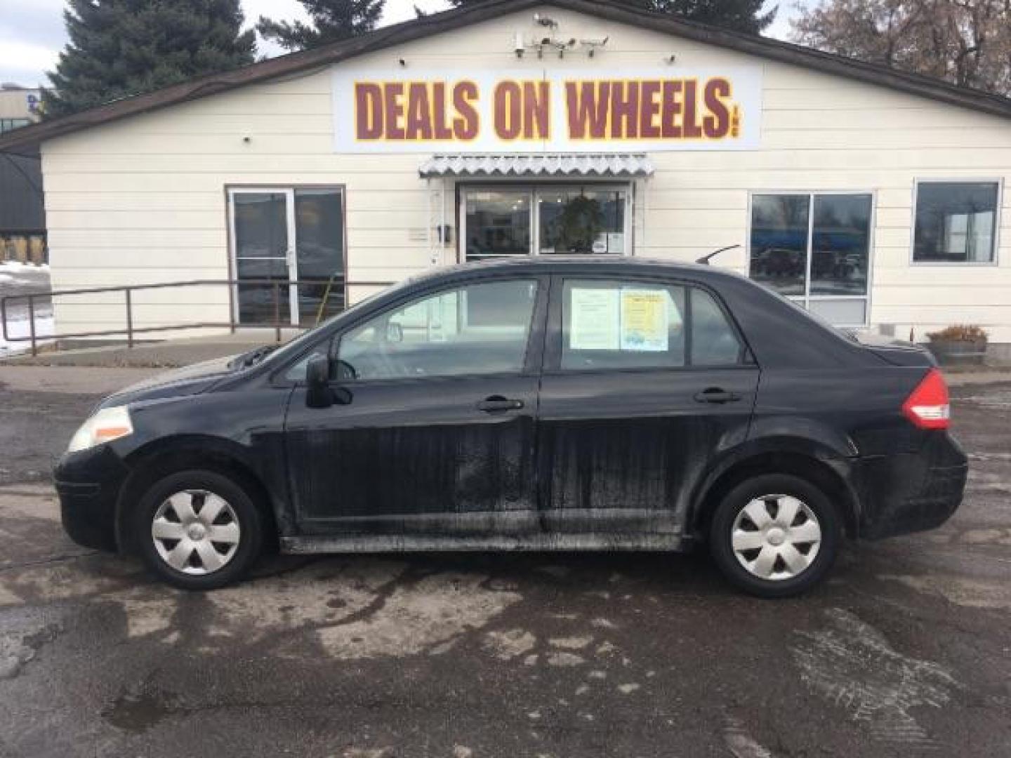 2009 Nissan Versa 1.6 Base Sedan (3N1CC11EX9L) with an 1.6L L4 DOHC 16V engine, Automatic transmission, located at 1800 West Broadway, Missoula, 59808, (406) 543-1986, 46.881348, -114.023628 - Photo#5