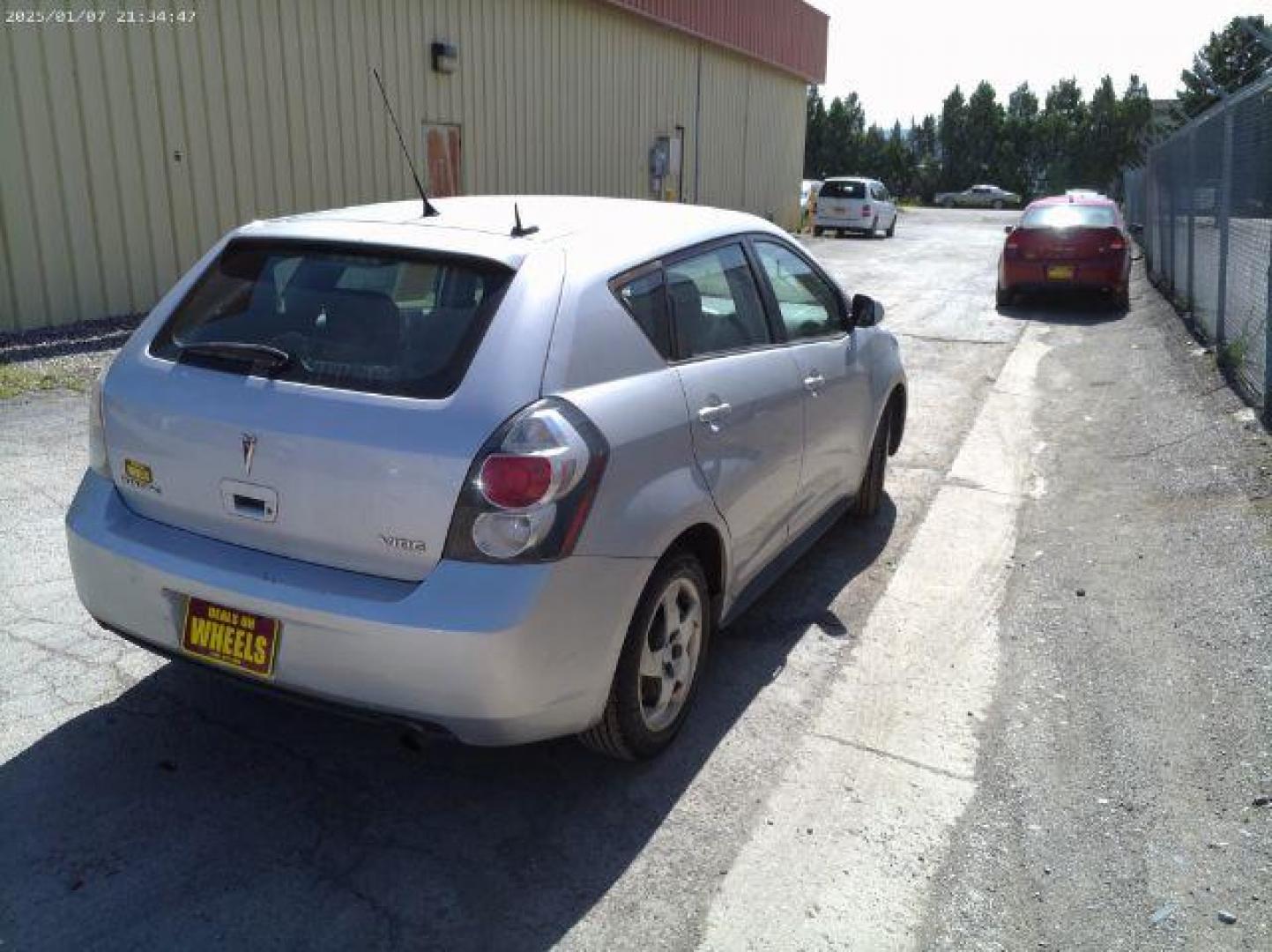 2009 Pontiac Vibe S (5Y2SL678X9Z) , located at 601 E. Idaho St., Kalispell, MT, 59901, 0.000000, 0.000000 - Photo#3