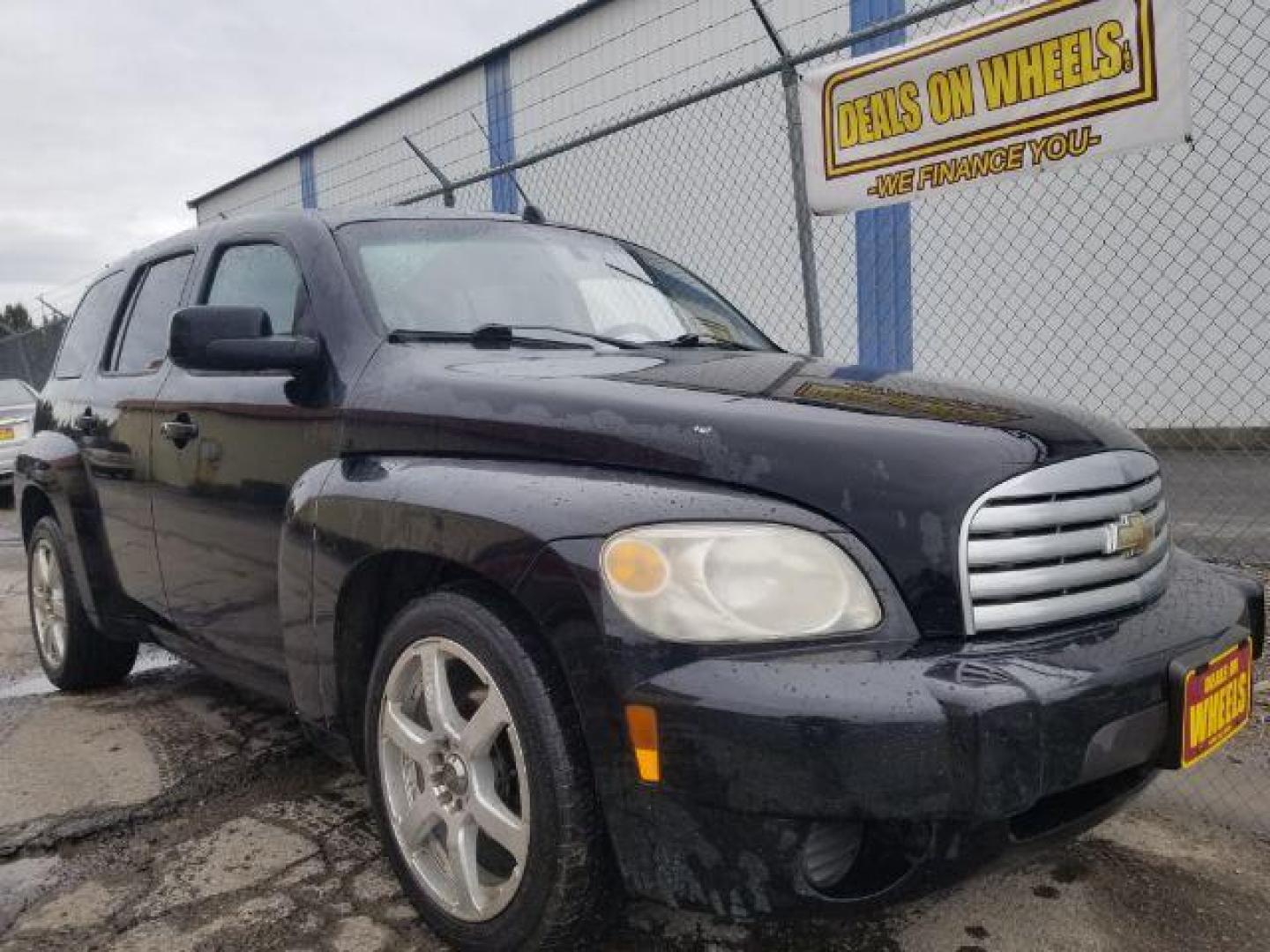 2010 Chevrolet HHR LT1 (3GNBABDB0AS) with an 2.2L L4 DOHC 16V FFV engine, 4-Speed Automatic transmission, located at 1821 N Montana Ave., Helena, MT, 59601, (406) 422-1031, 0.000000, 0.000000 - Photo#2