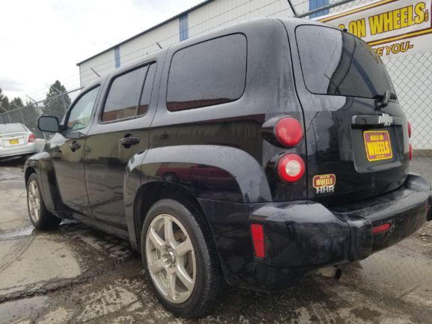 2010 Chevrolet HHR LT1 (3GNBABDB0AS) with an 2.2L L4 DOHC 16V FFV engine, 4-Speed Automatic transmission, located at 1821 N Montana Ave., Helena, MT, 59601, (406) 422-1031, 0.000000, 0.000000 - Photo#5