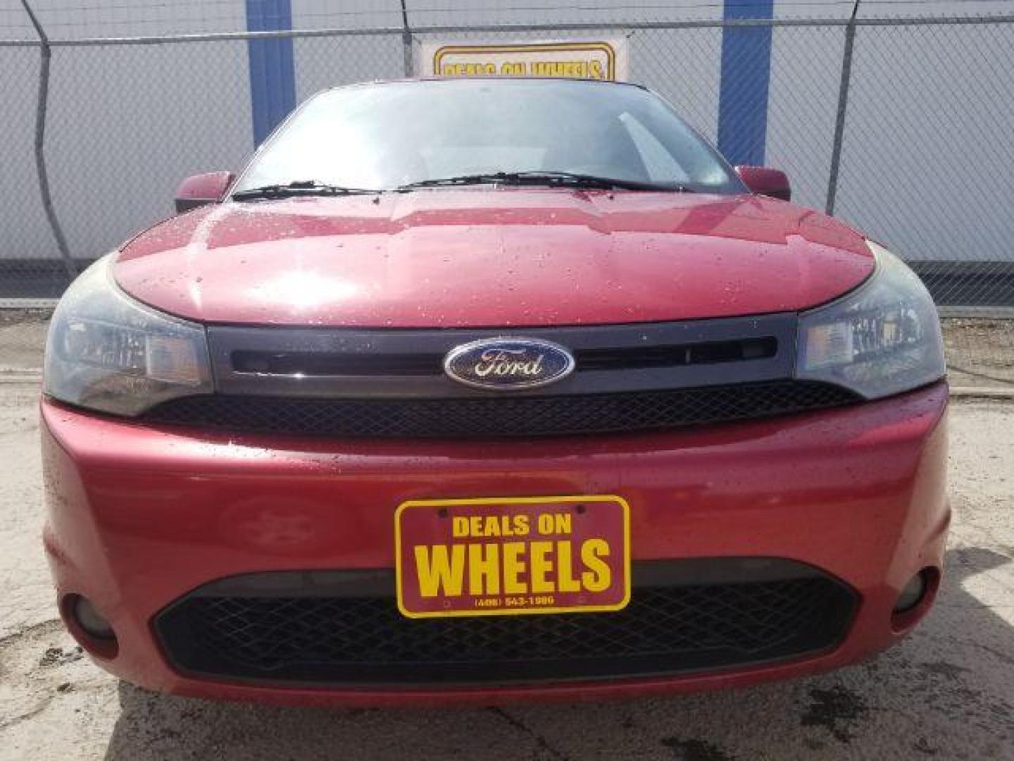 2010 Ford Focus SE (1FAHP3CN0AW) with an Duratec 2L I-4 DOHC engine, located at 1800 West Broadway, Missoula, 59808, (406) 543-1986, 46.881348, -114.023628 - Photo#1
