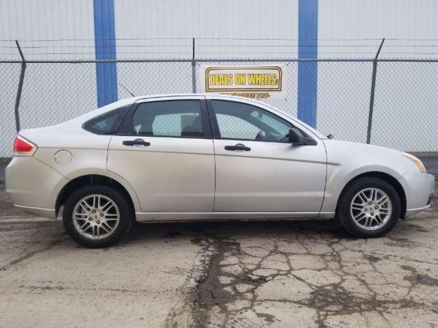 2010 Ford Focus SE (1FAHP3FN5AW) with an Duratec 2L I-4 DOHC engine, located at 4047 Montana Ave., Billings, MT, 59101, 45.770847, -108.529800 - Photo#3